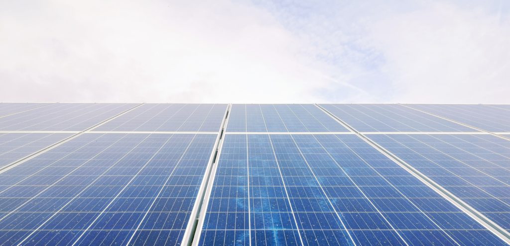 Ence pone en servicio en Huelva su primera planta solar fotovoltaica para autoconsumo