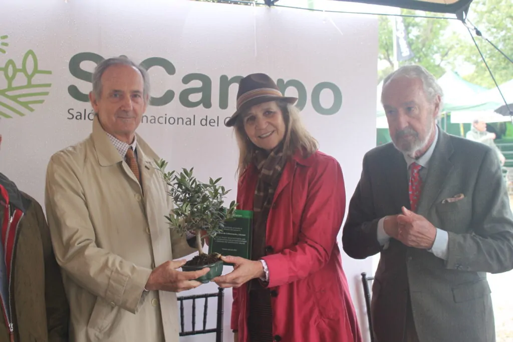 Ignacio Colmenares, presidente y CEO de Ence, recibe el Premio SICampo 2026 por su compromiso con el desarrollo del medio rural